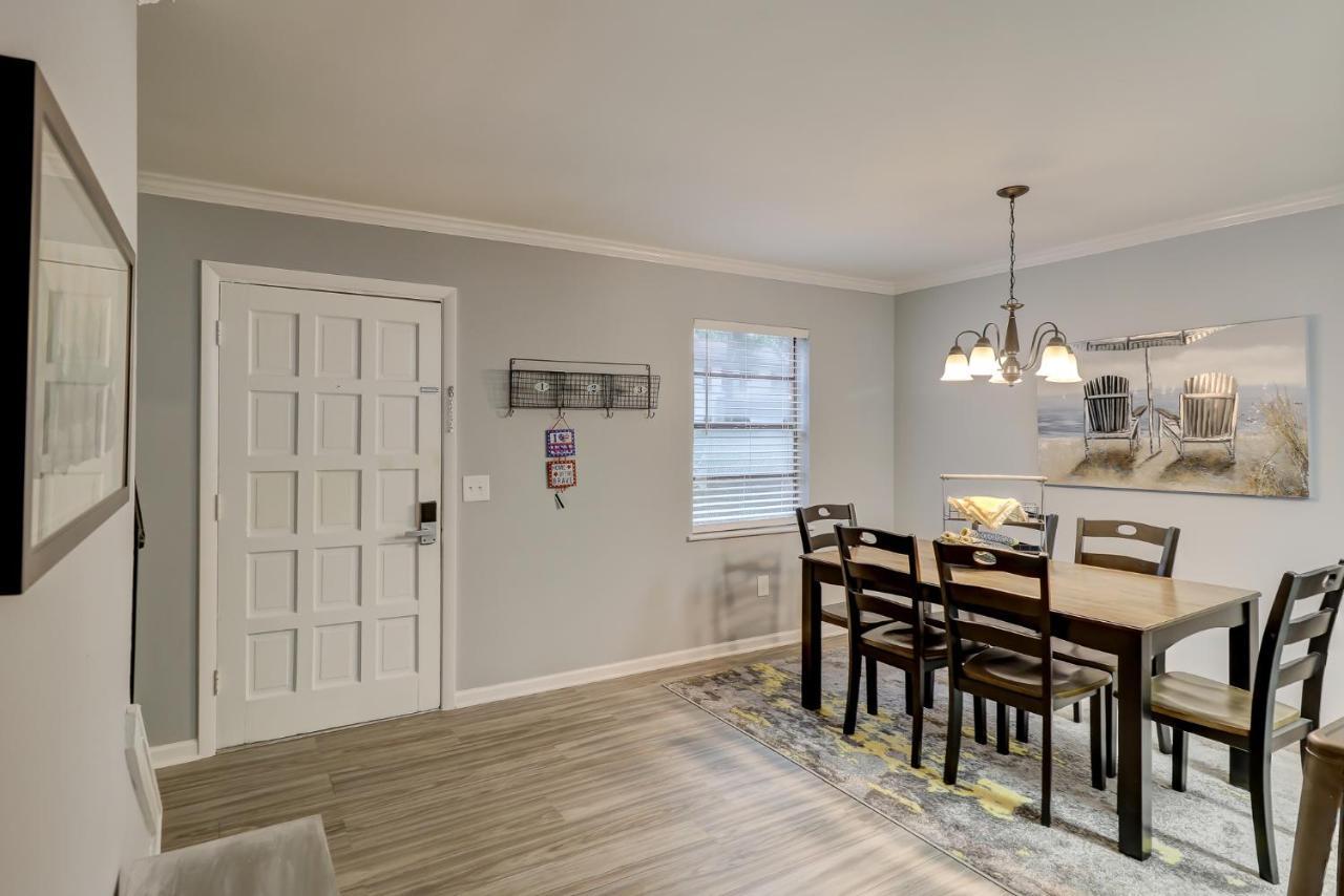 #111 Elaborate Condo Ideal Location 2Brm/2 Parking هيلتون رئيس جزيرة المظهر الخارجي الصورة