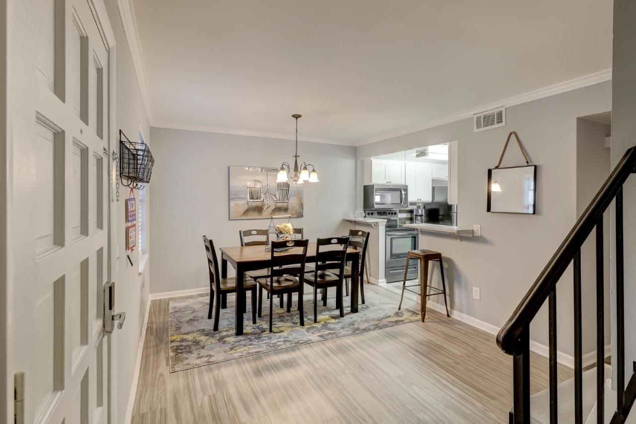 #111 Elaborate Condo Ideal Location 2Brm/2 Parking هيلتون رئيس جزيرة المظهر الخارجي الصورة