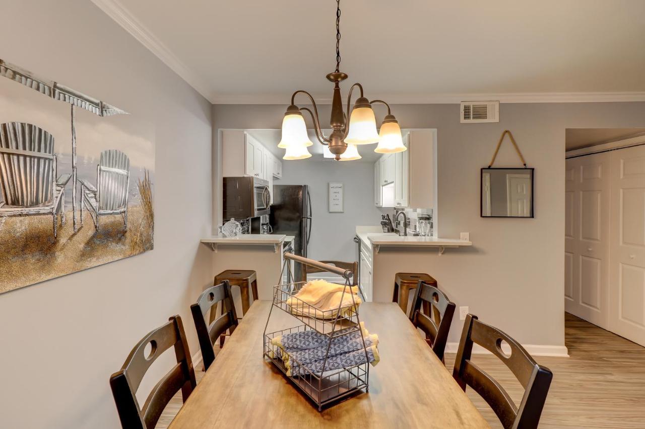 #111 Elaborate Condo Ideal Location 2Brm/2 Parking هيلتون رئيس جزيرة المظهر الخارجي الصورة