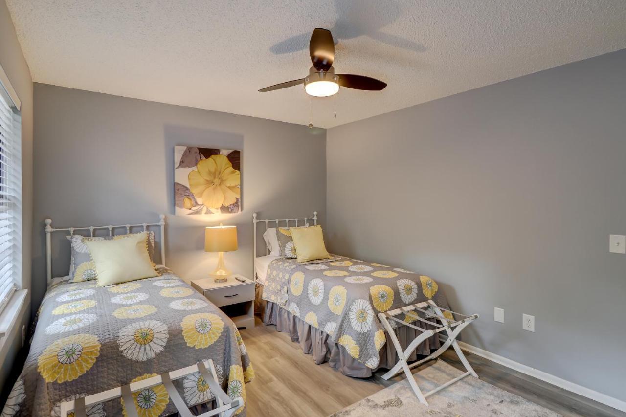 #111 Elaborate Condo Ideal Location 2Brm/2 Parking هيلتون رئيس جزيرة المظهر الخارجي الصورة
