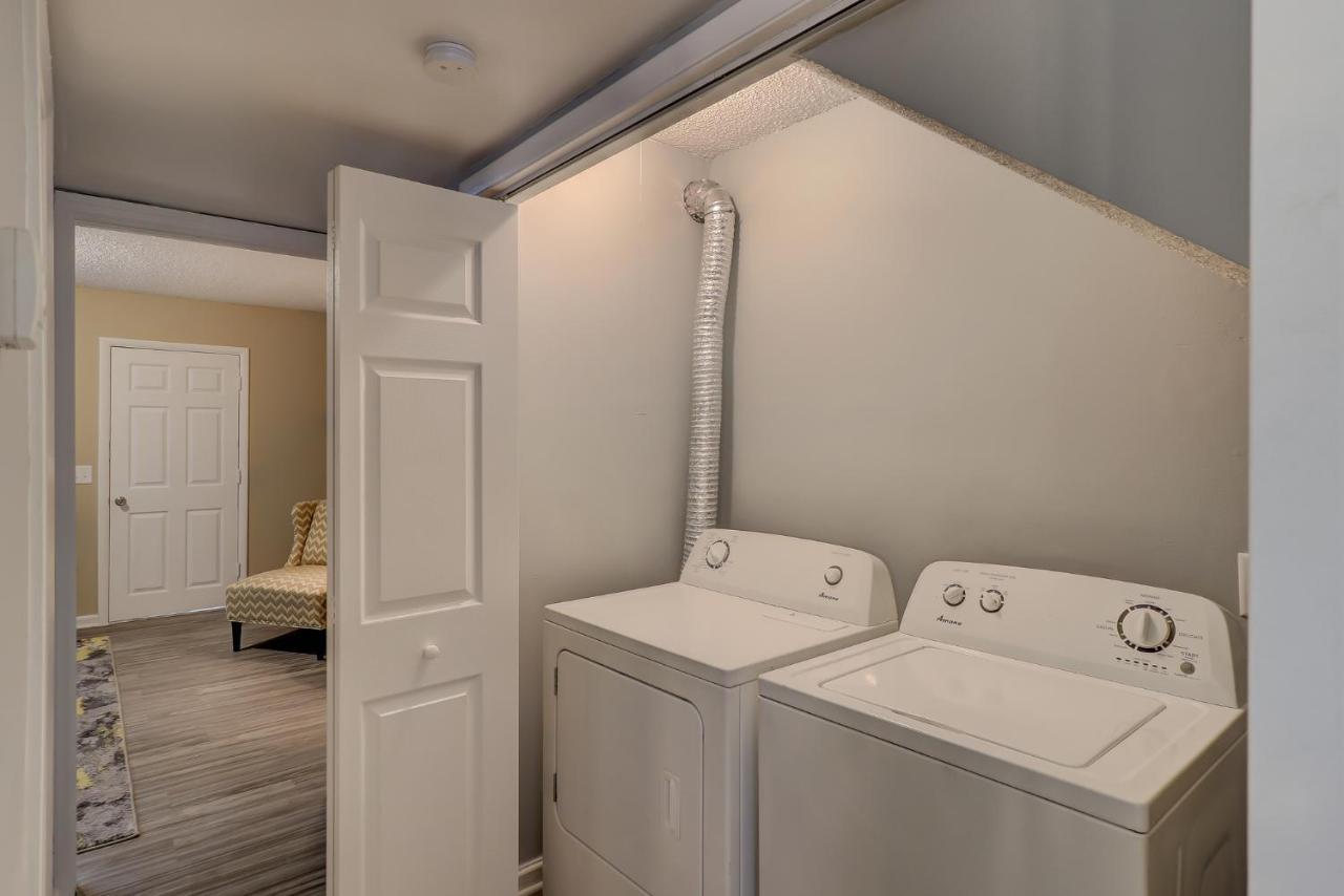 #111 Elaborate Condo Ideal Location 2Brm/2 Parking هيلتون رئيس جزيرة المظهر الخارجي الصورة