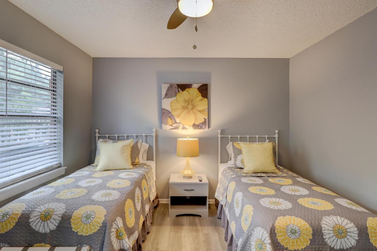 #111 Elaborate Condo Ideal Location 2Brm/2 Parking هيلتون رئيس جزيرة المظهر الخارجي الصورة