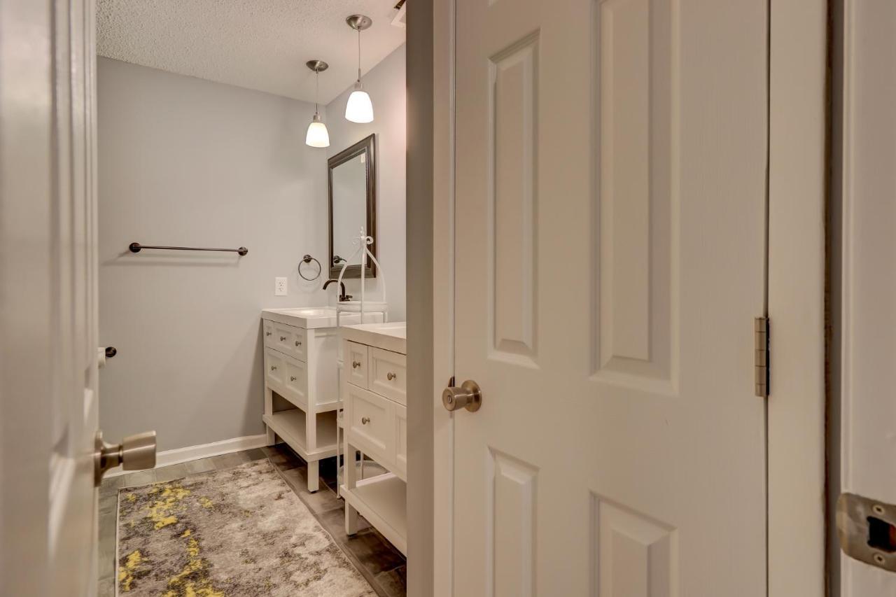 #111 Elaborate Condo Ideal Location 2Brm/2 Parking هيلتون رئيس جزيرة المظهر الخارجي الصورة